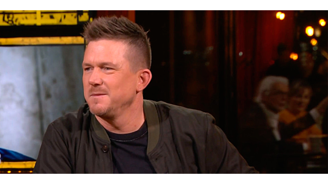 Illustratie voor: Johnny de Mol keert terug op televisie: ‘De Kwis met Ballen’