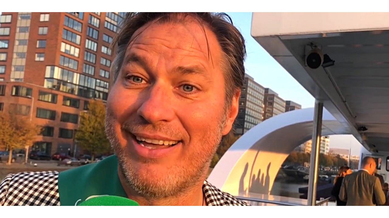 Illustratie voor: Sander de Kramer openhartig over tinnitus: ‘Ik wilde niet meer leven’
