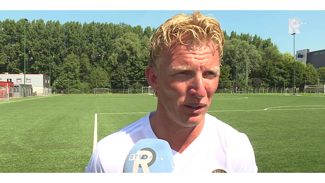 Illustratie voor: Dirk Kuyt reageert op geruchten rondom relatiecrisis