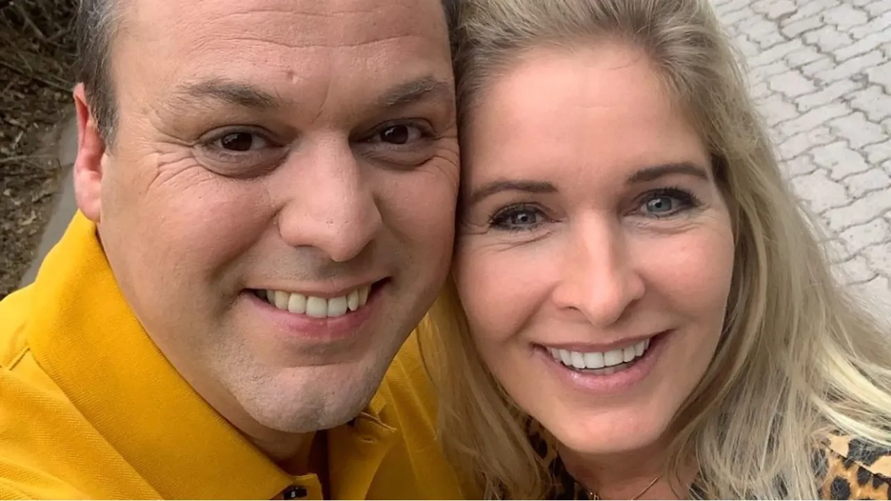 Illustratie voor: Frans Bauer was bang dat Mariska zou overlijden: ‘Kan ik niet aan’