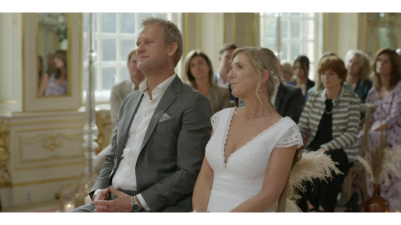 Illustratie voor: MAFS-kijkers in shock nadat deelnemer 2 vriendinnen kust