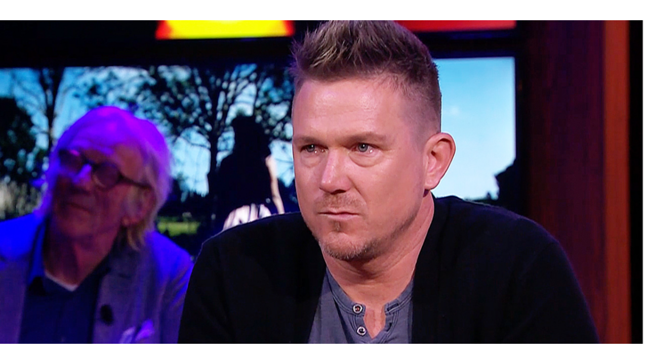 Illustratie voor: Johnny de Mol is boos op juicekanalen: ‘Ik geef ze geen aandacht meer’