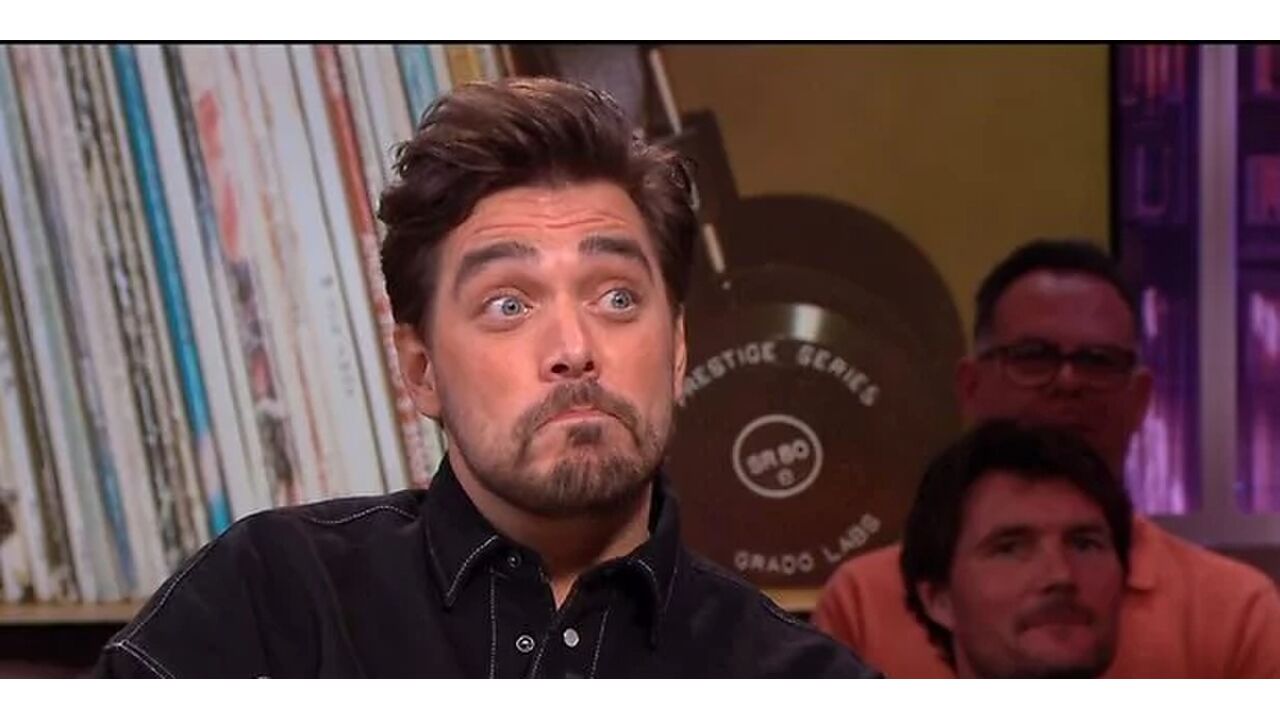 Illustratie voor: Waylon heeft de vrouw met wie hij vreemdging jarenlang gestalkt