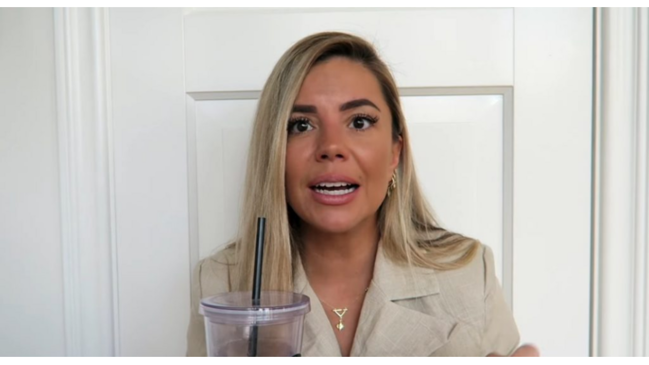 Illustratie voor: Yvonne Coldeweijer stopt: ‘Vind het niet leuk om alleen maar juice te moeten brengen’