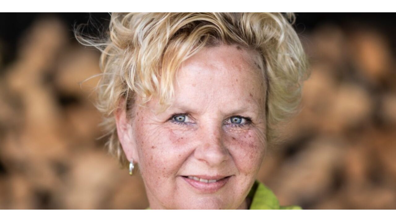 Illustratie voor: Eugenie uit Boer zoekt Vrouw deelt persoonlijke details over haar leven