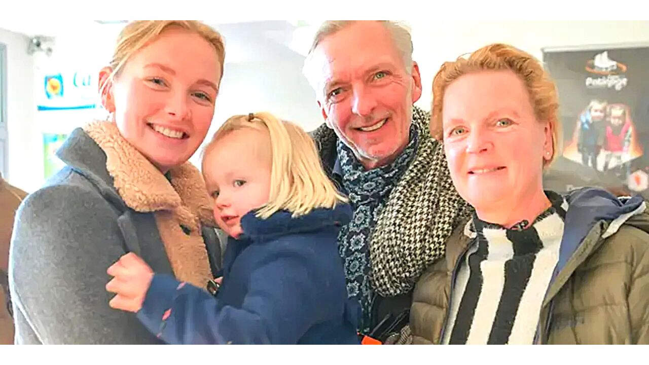 Illustratie voor: Familie Meiland gaat toch niet samen wonen: ‘Twee kavels gekocht’