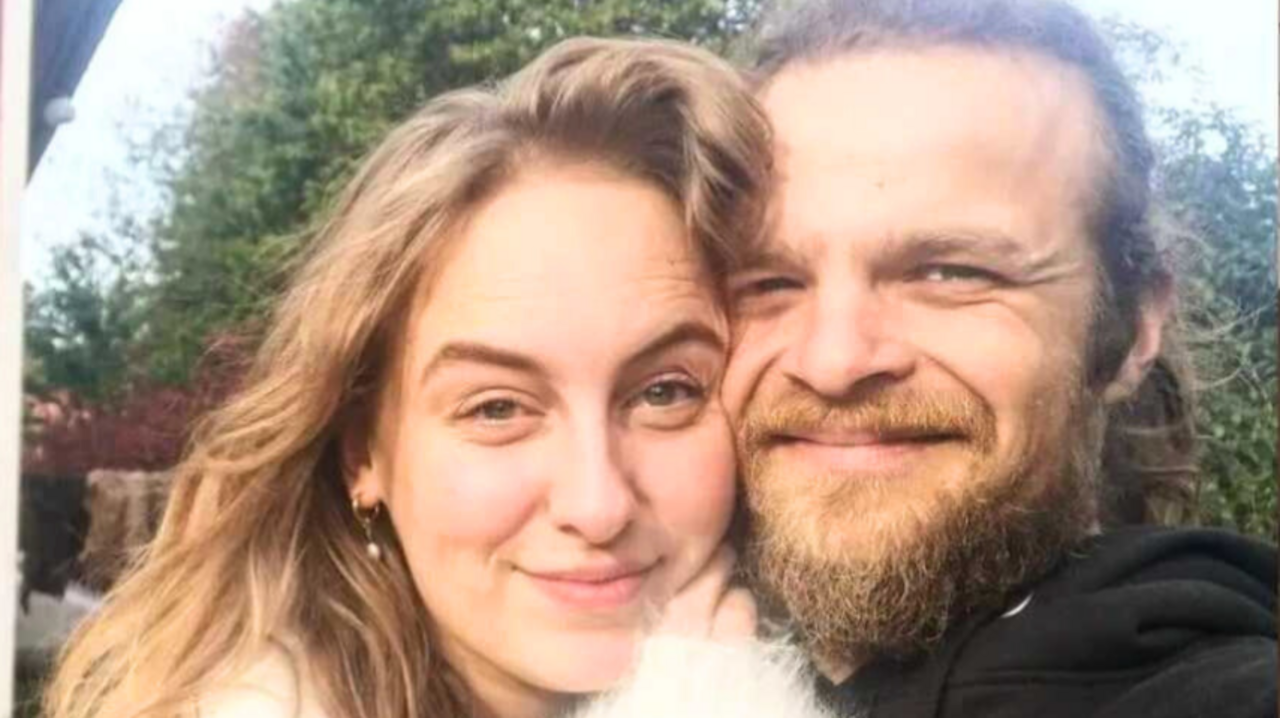 Esra verlaat Bram