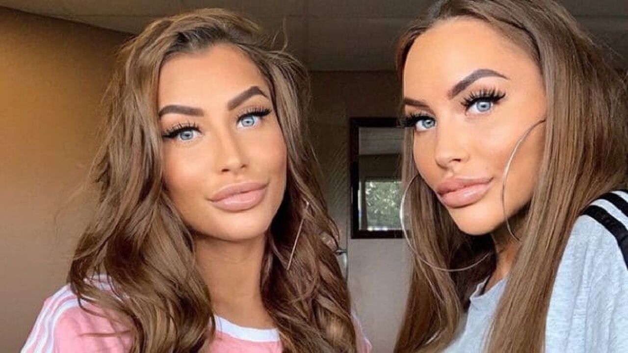 Illustratie voor: Esmee en Sharon willen veel geld zien voor deelname aan Ex on the Beach: ‘Het is zo op’