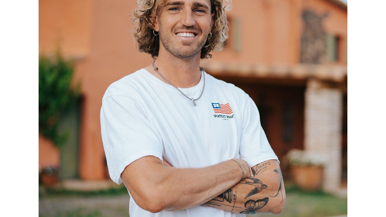 bb 2024 mike portrait 4 5