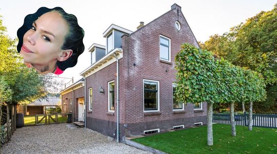 Illustratie voor: Nicolette Kluijver geeft gigantische korting op haar miljoenen woning