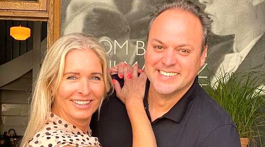 Illustratie voor: Mariska Bauer onthult het geheim van haar huwelijk met Frans Bauer